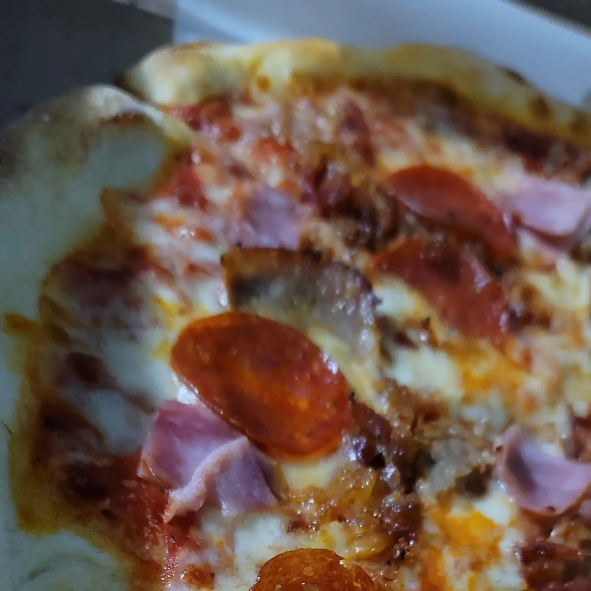lg 18 Stuffed Meat Pizza