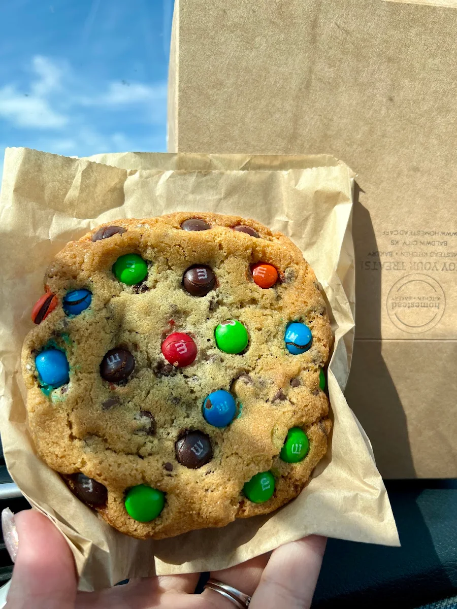 Chocolate Chip M&M Cookie