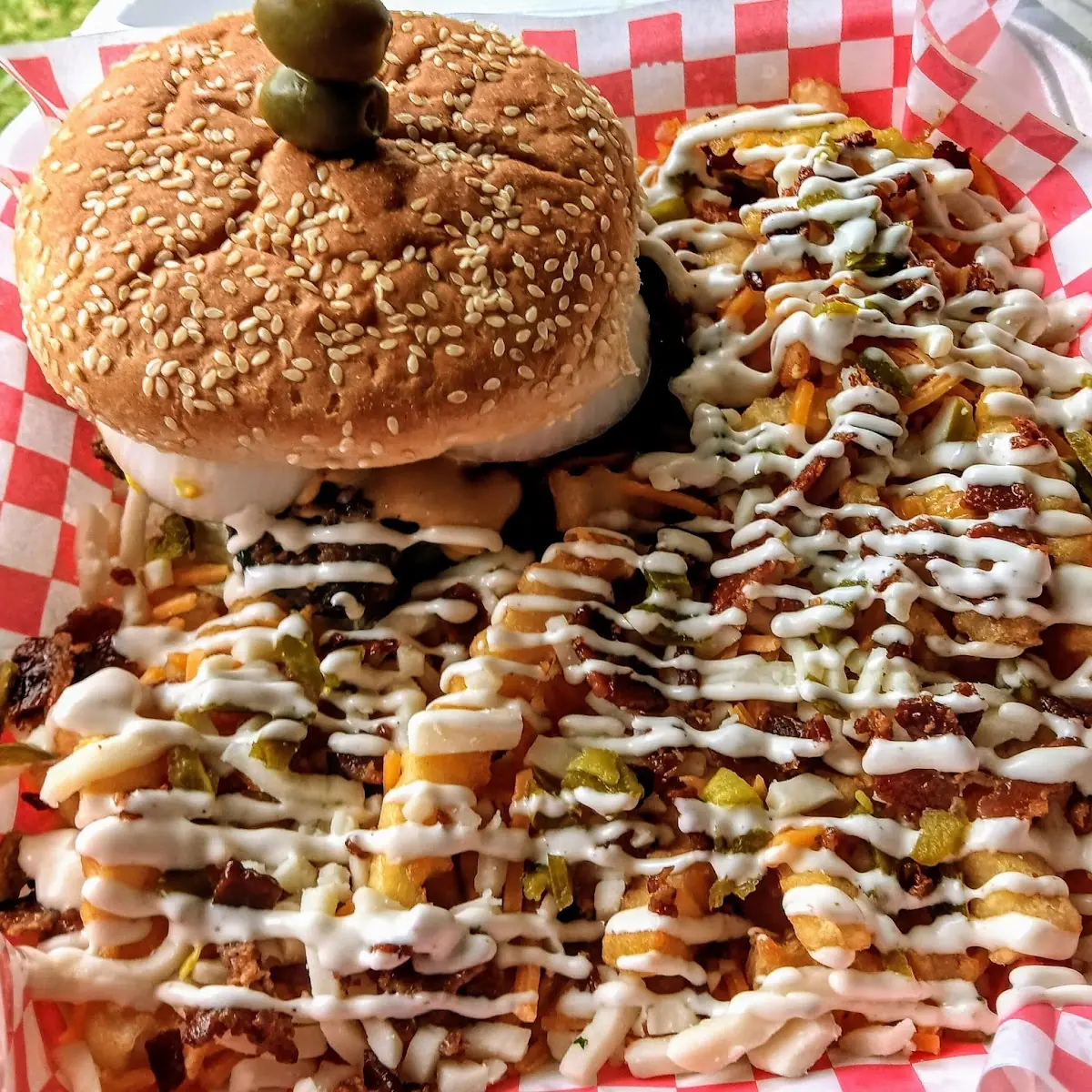 Cheeseburger w Bacon Cheddar Ranch Fries