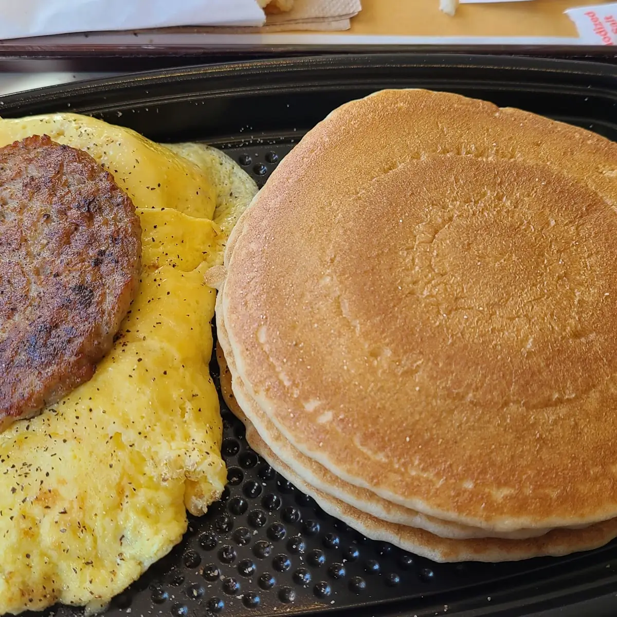 Big Breakfast with Hotcakes