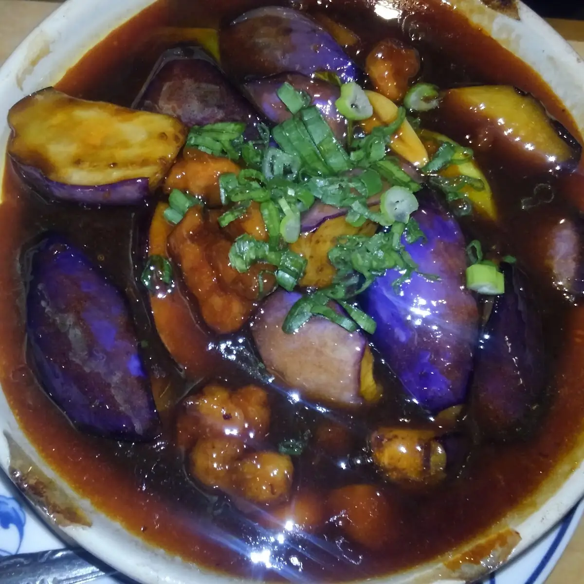 Hot Pot with Eggplant with Garlic Sauce