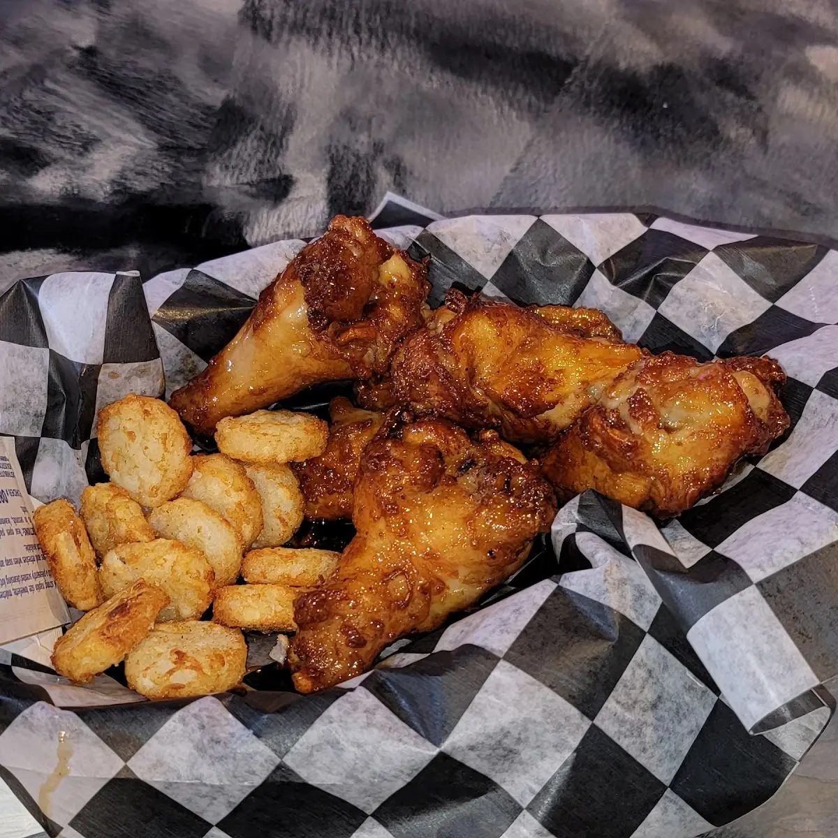 Wings and Tots