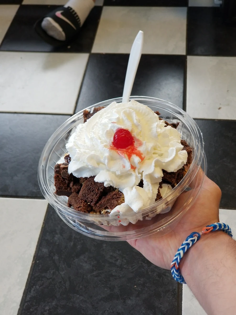 Brownie Sundae