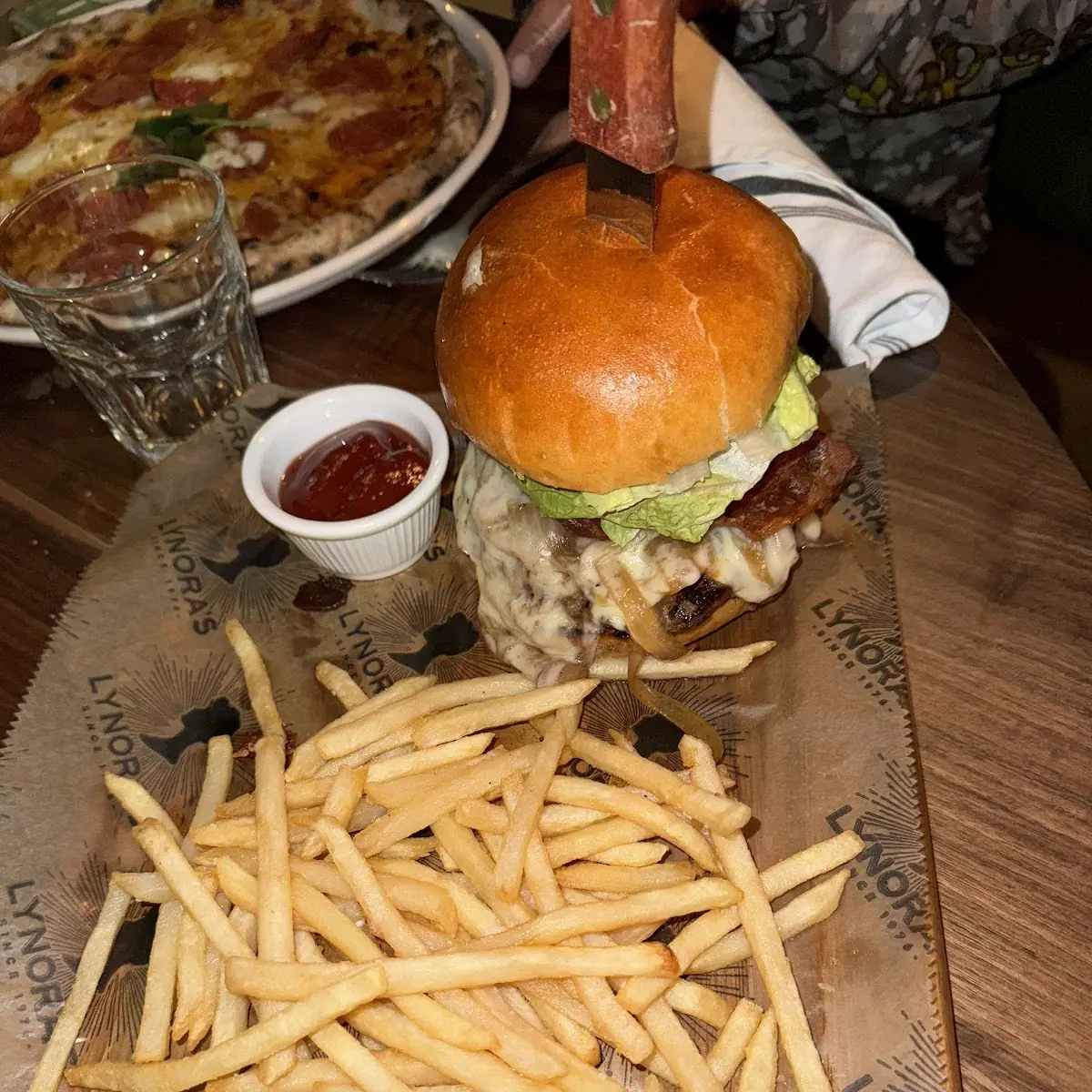 Lynora Burger