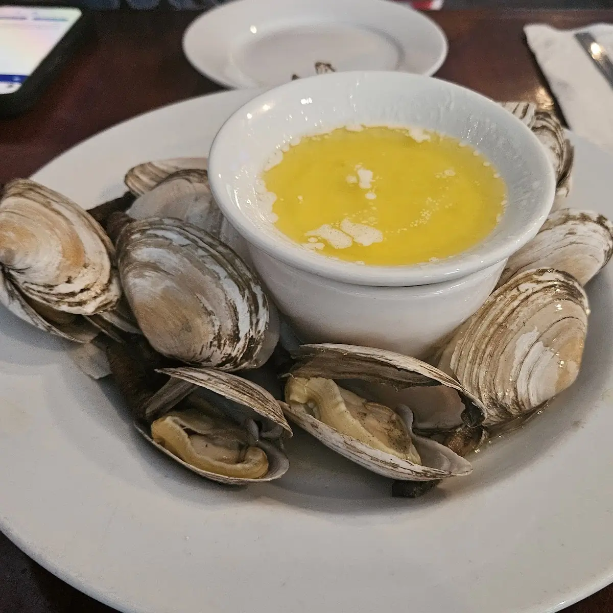 Steamed Clams with Dipping Sauce