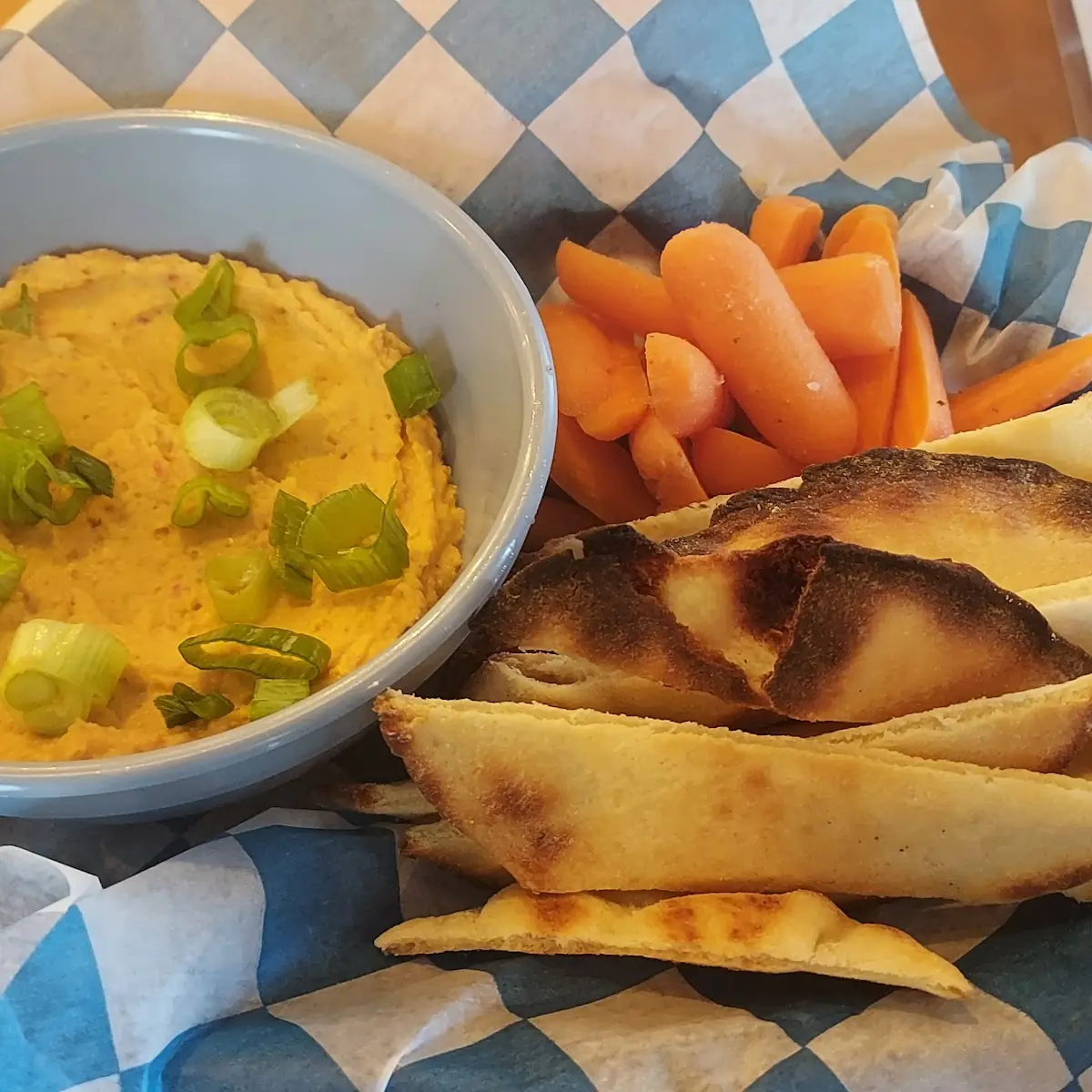 House Made Hummus