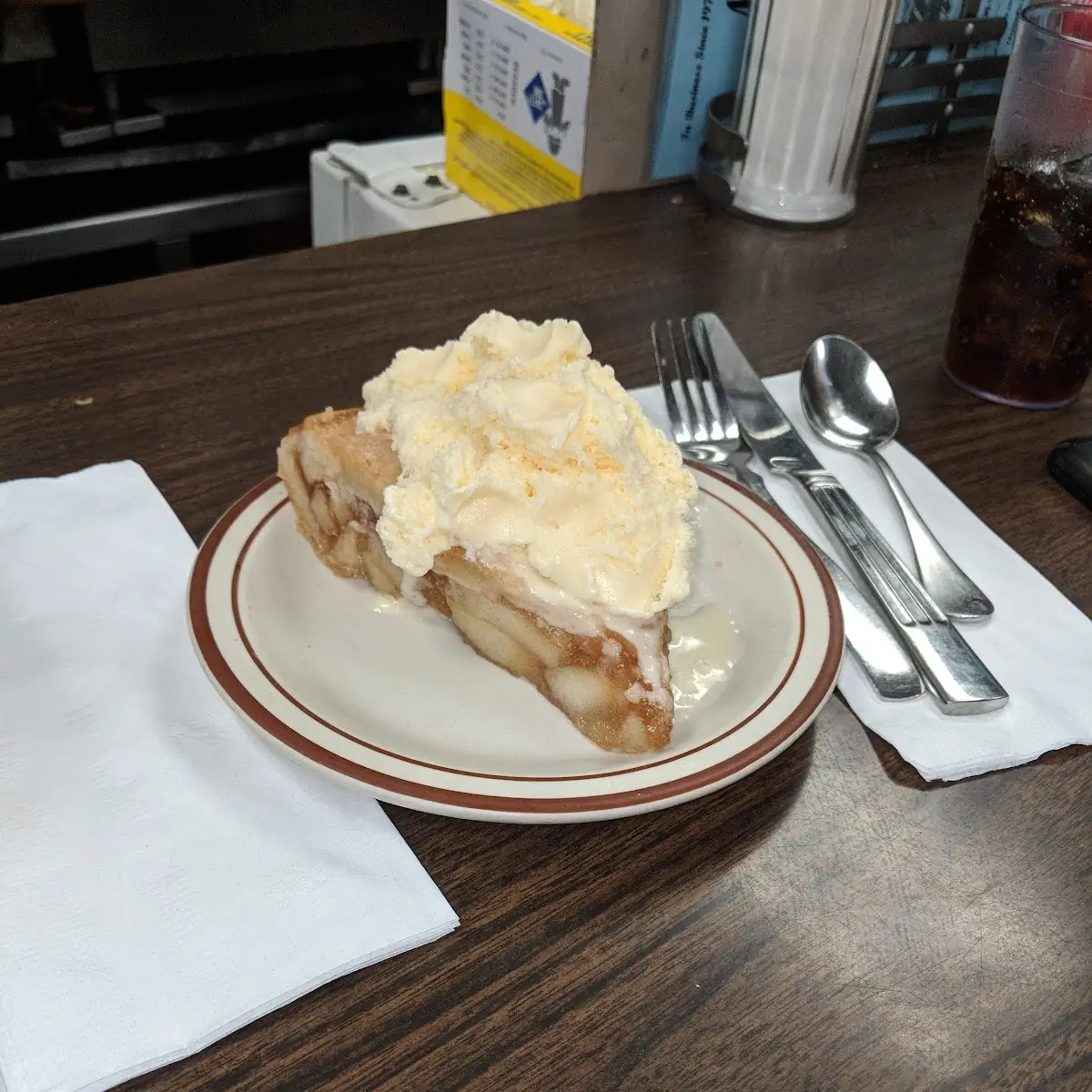 Apple Pie Ala Mode