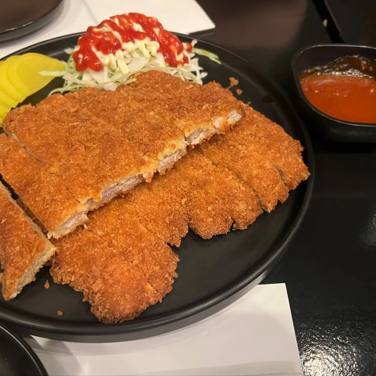 돈가스 giant pork cutlet