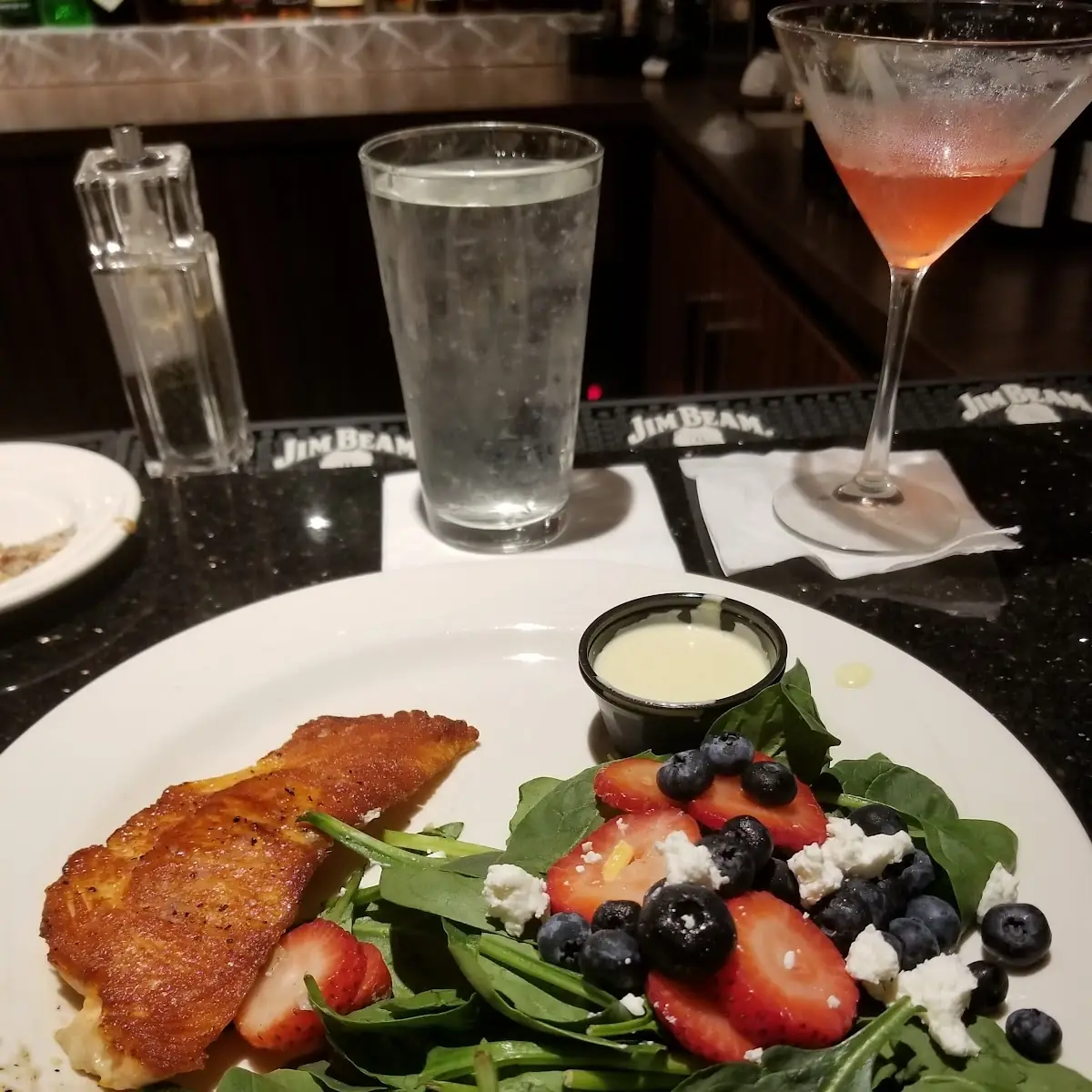 Spinach Salad with Salmon