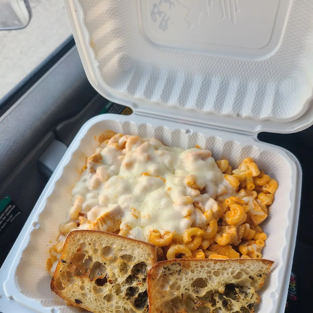 Buffalo Chicken Mac and Cheese