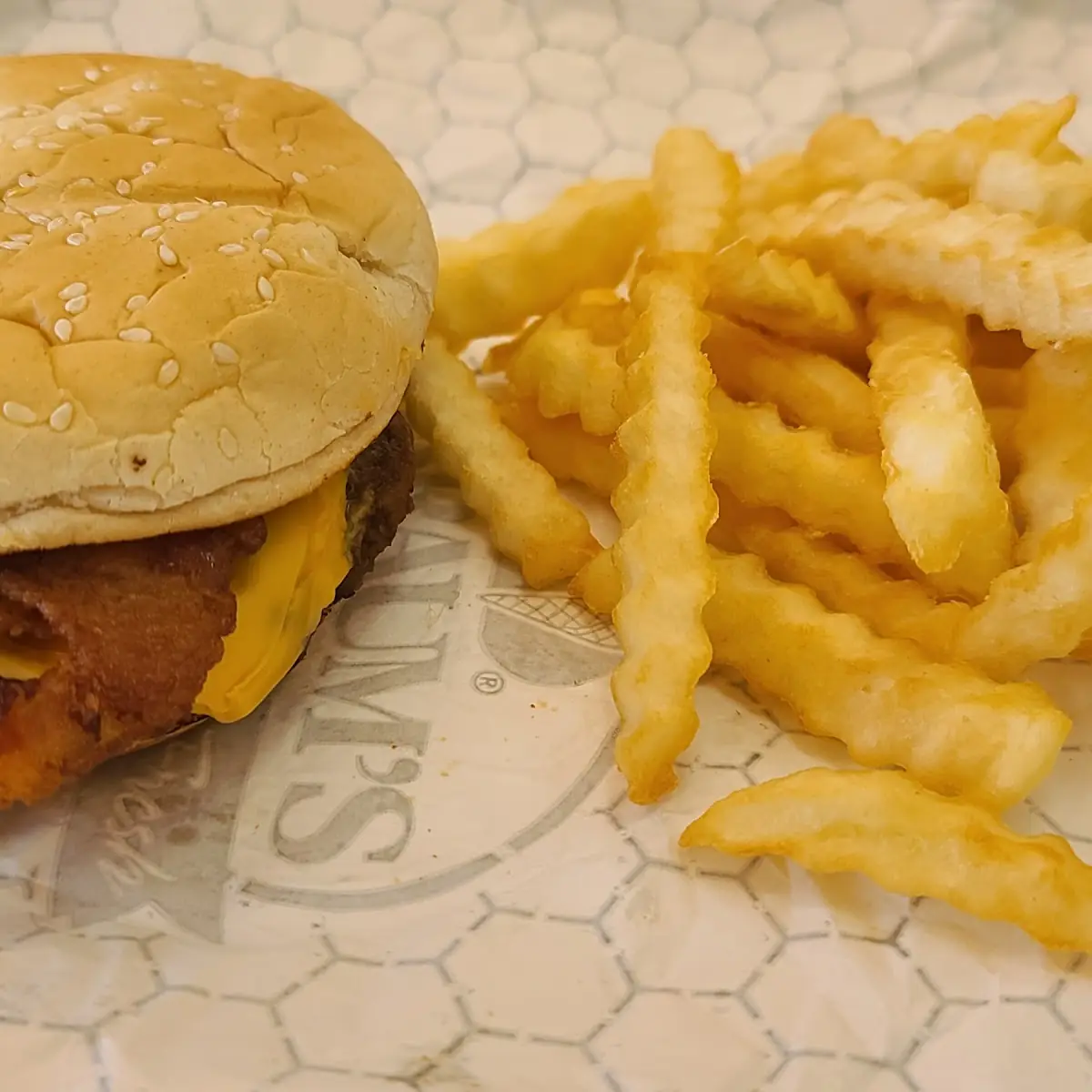 Bacon Cheeseburger with Fries