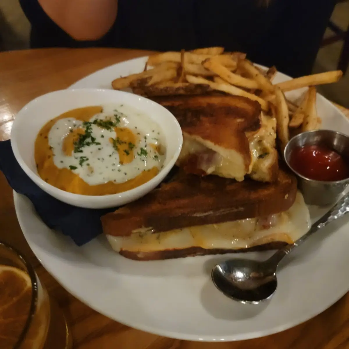 Grilled Cheese & Bisque