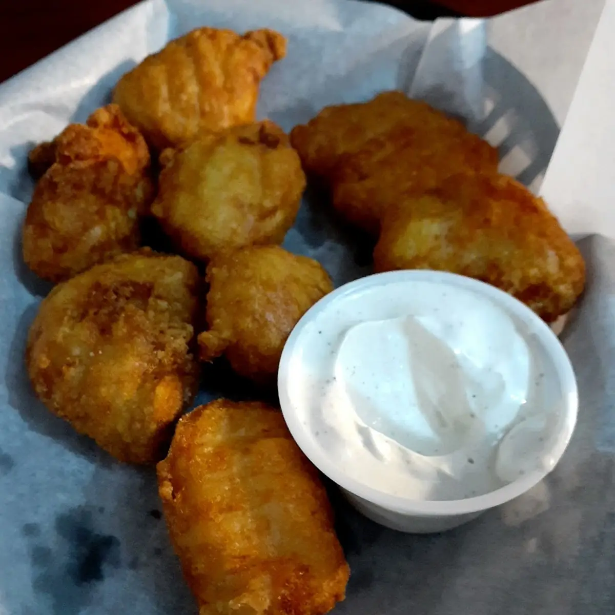 Boneless Chicken Wings and Ranch Dip