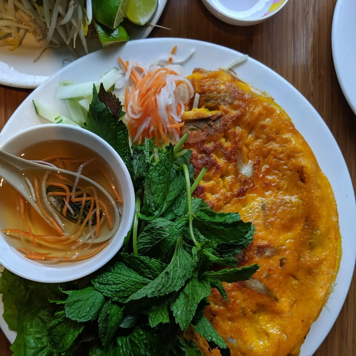 Vietnamese Crepe Bánh Xèo