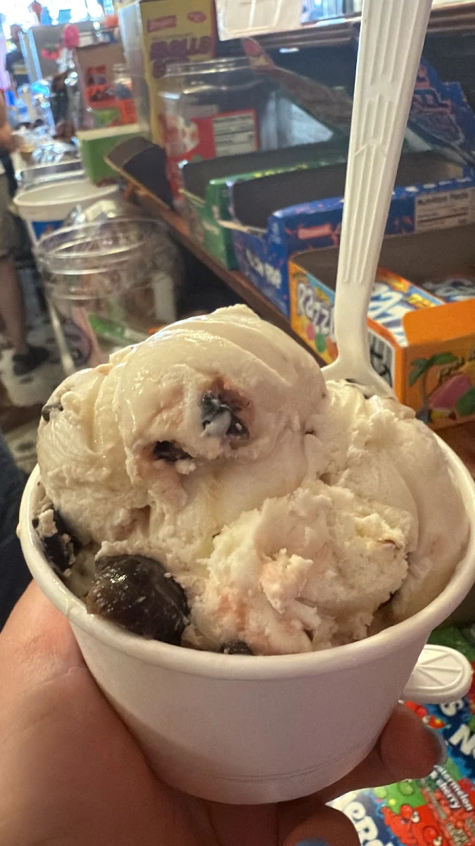 Tollhouse Cookie Sundae
