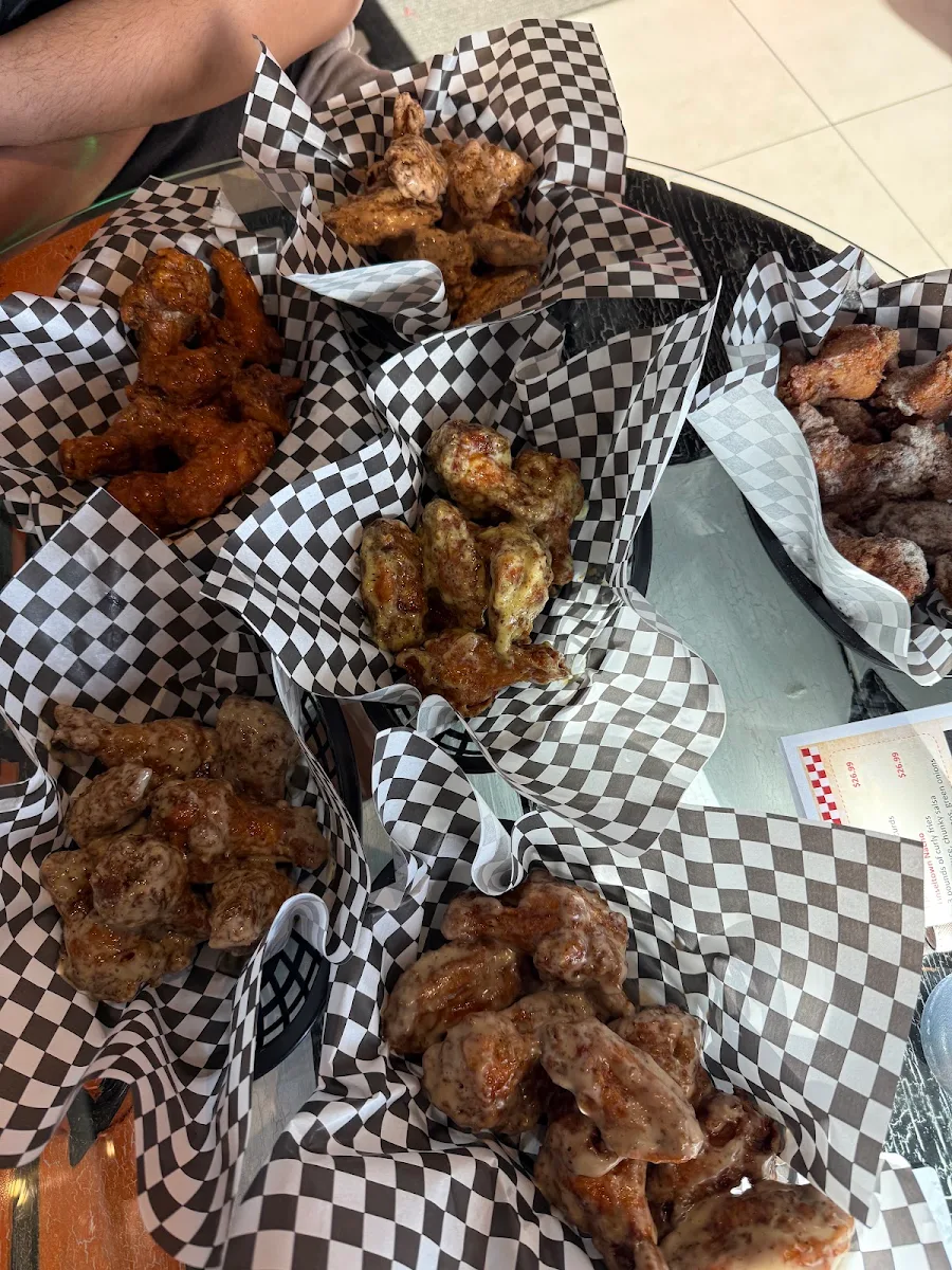 Highlights, WingO Restaurant