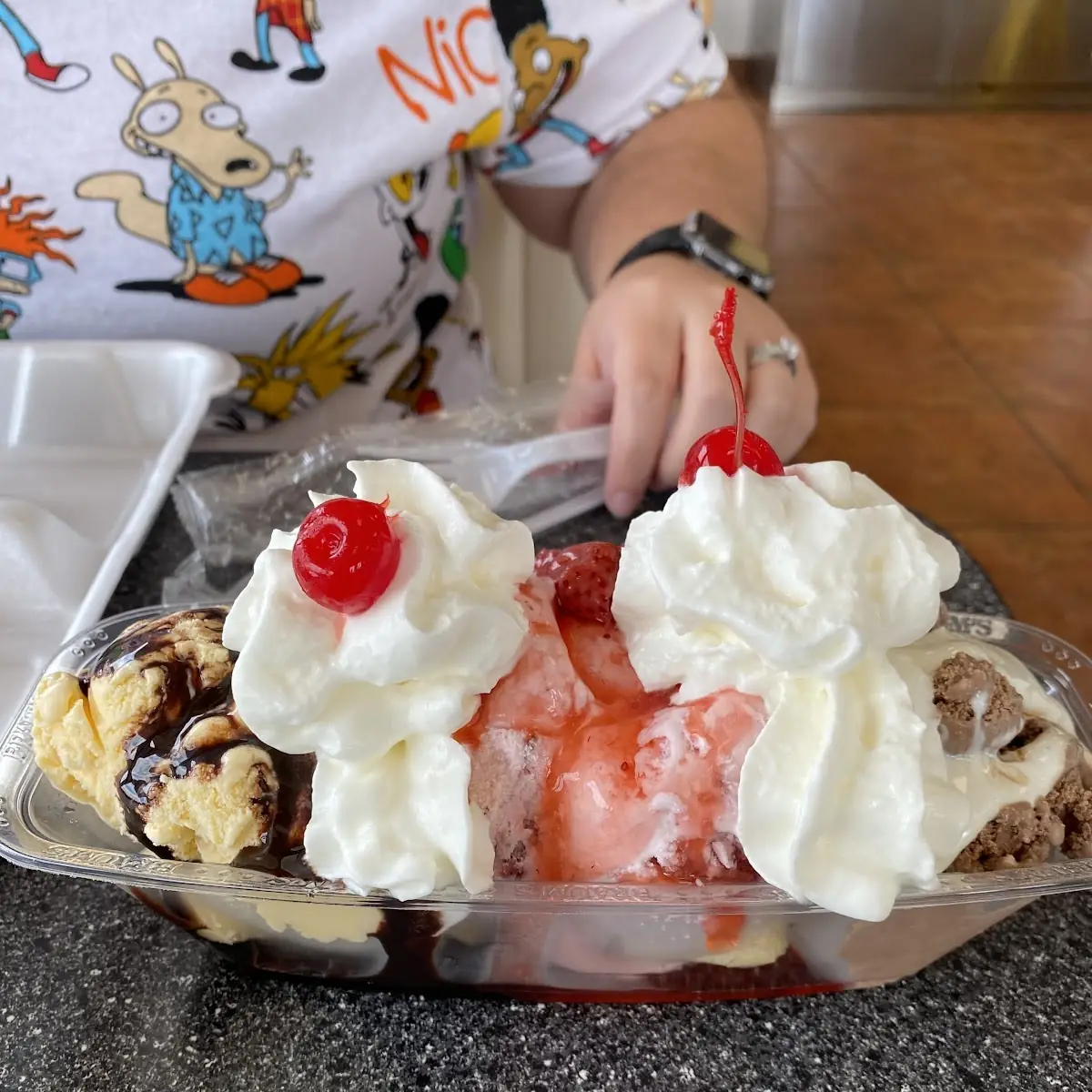 Banana Split Sundaes