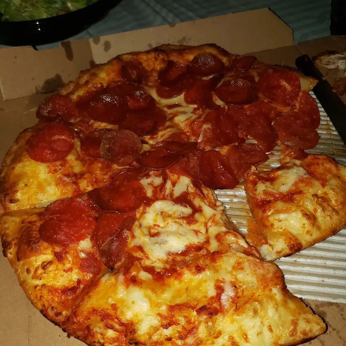 Medium Pan Pizza