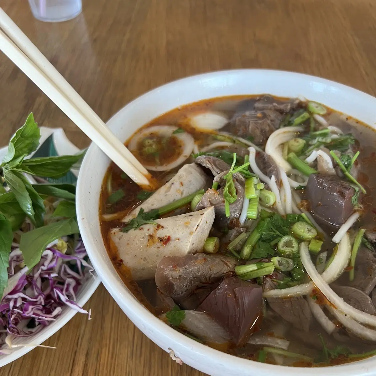 N6. Pho Tai, Gau