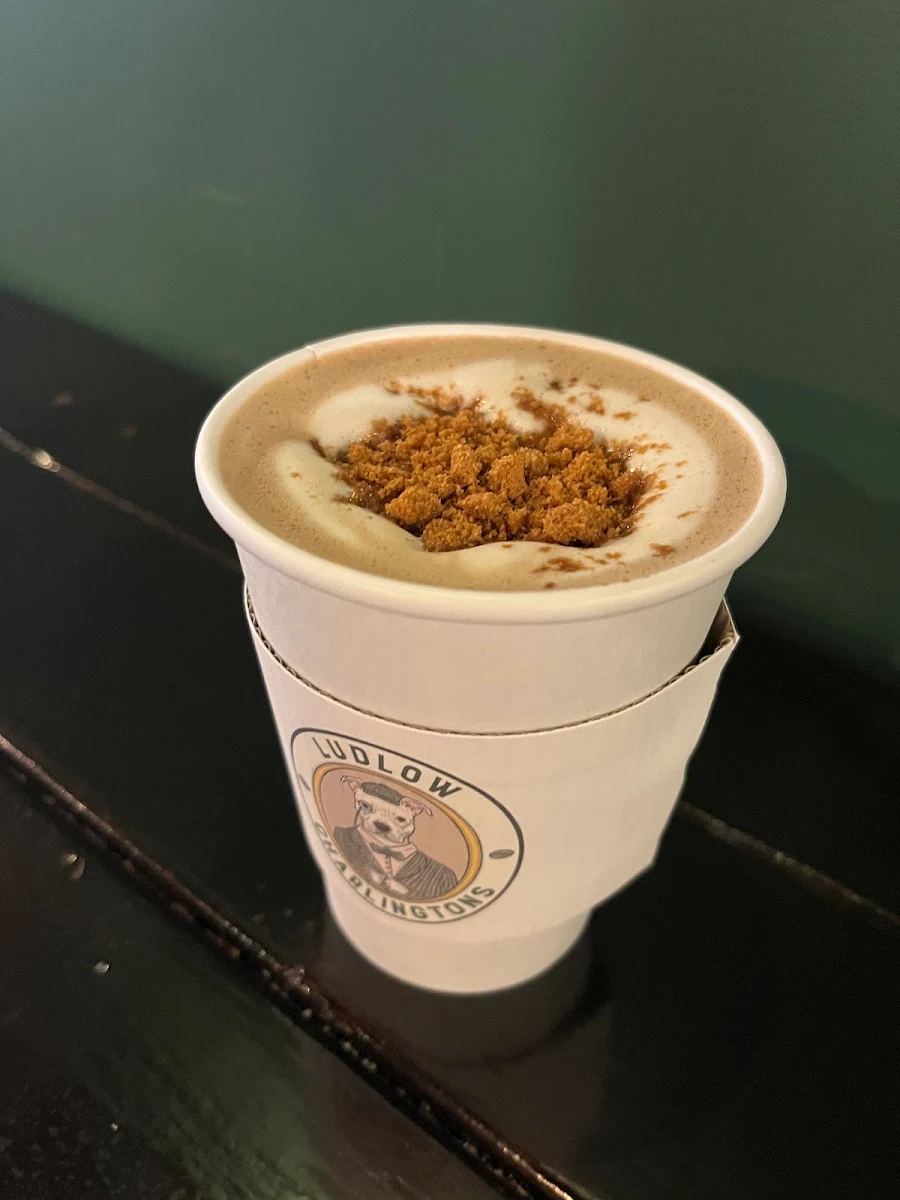 Special Cookie Crumble Latte with Oat Milk