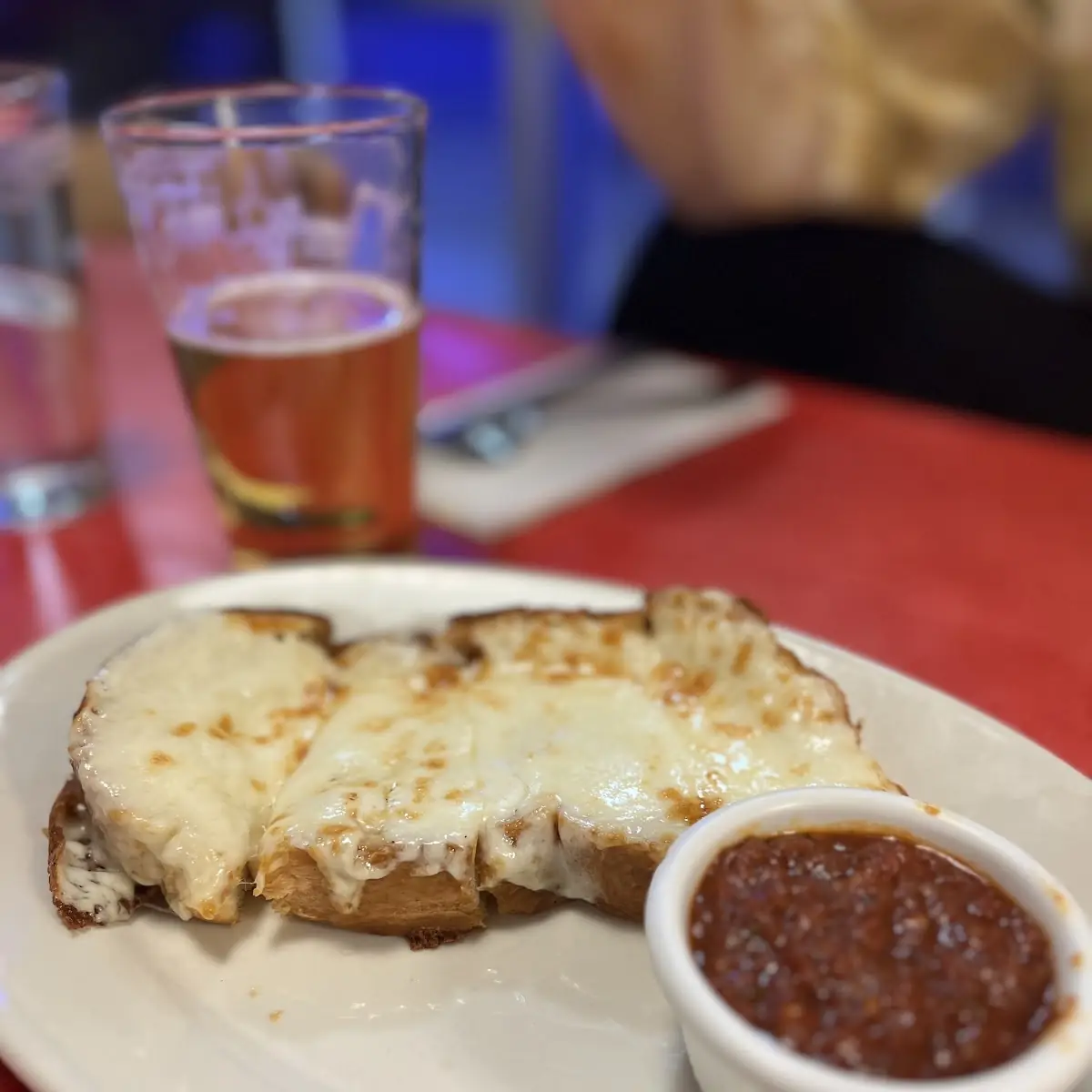 Cheese Bread with Sauce