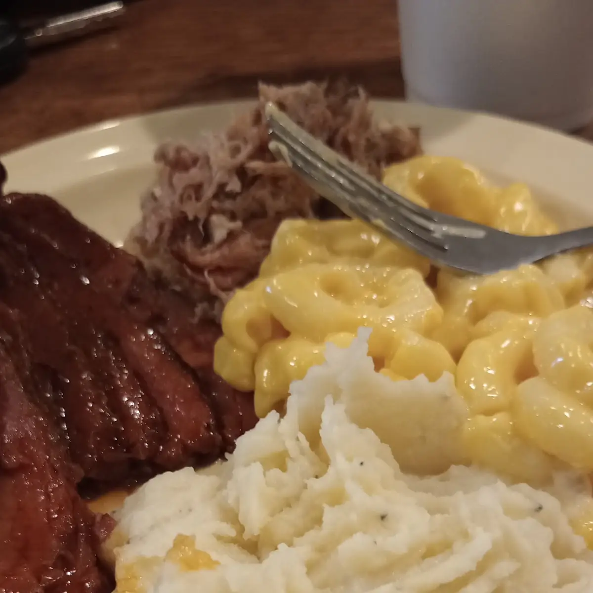 BBQ Mash Potatoes Macaroni and Cheese