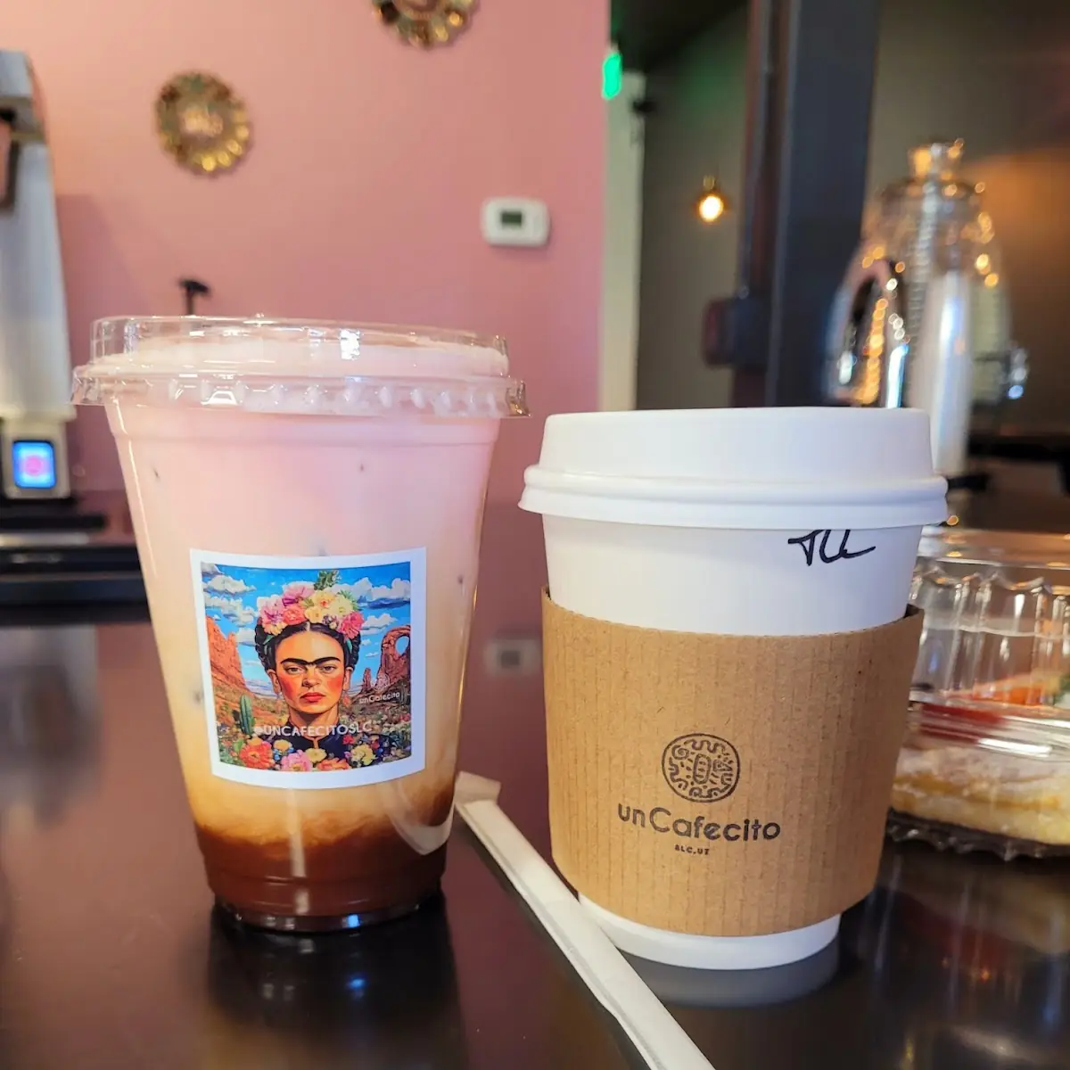 Duvalin Latte & Tres Leche Latte
