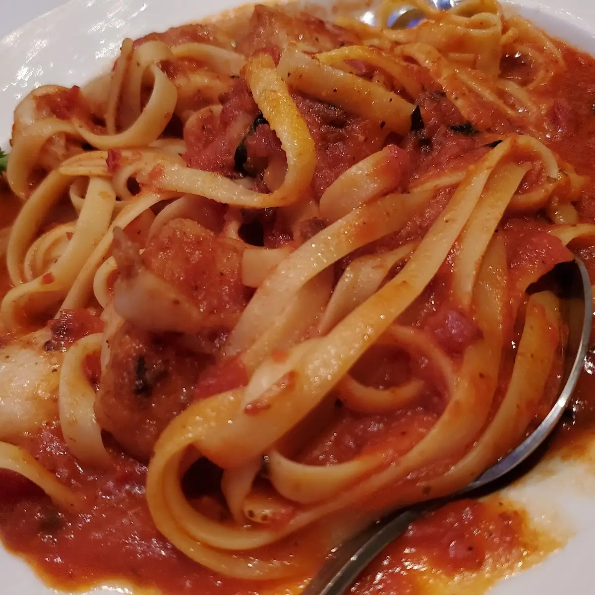 Scallops and Shrimp Fra Diavlo