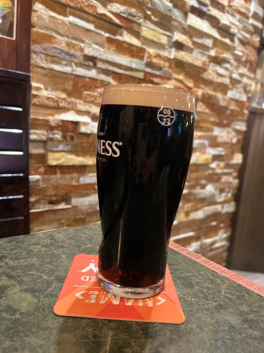 Guinness, Gabby's - Isabella Hotel