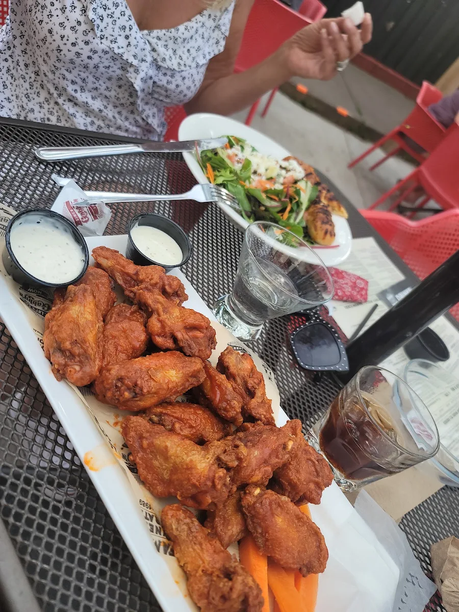 Is Hot Wings, Gabby's - Isabella Hotel