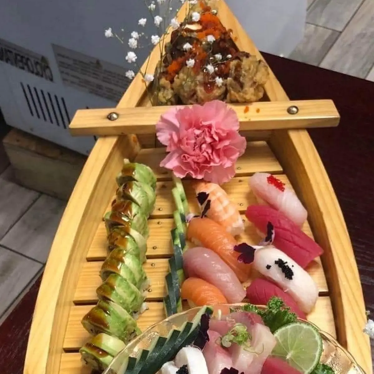 Sashimi Deluxe