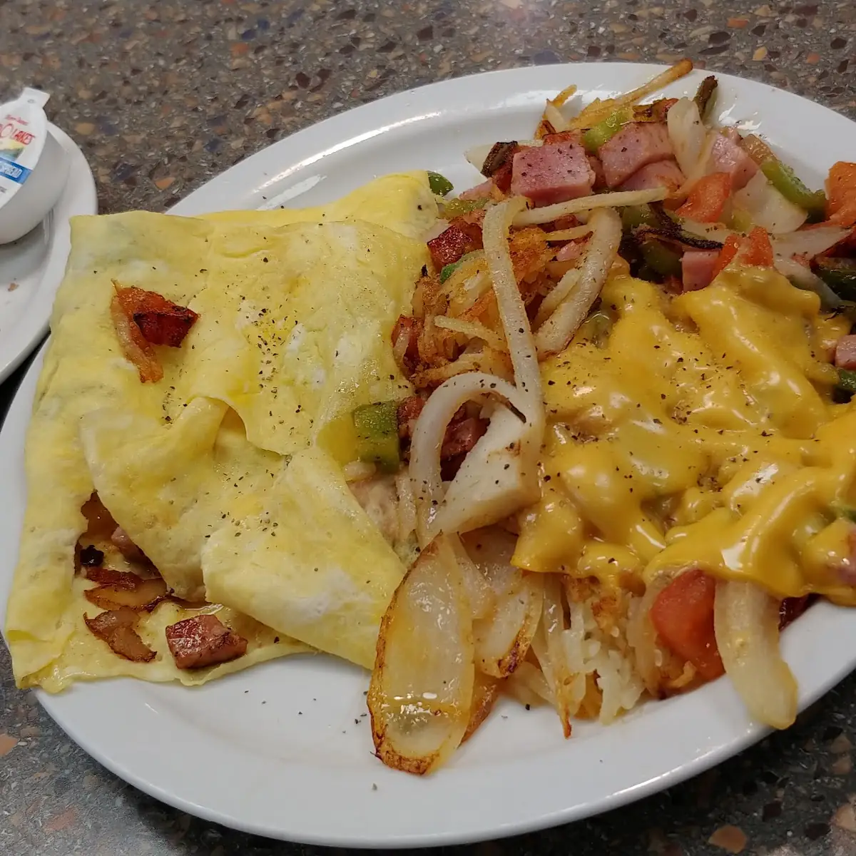 Western Omelette with Hash Browns All the Way