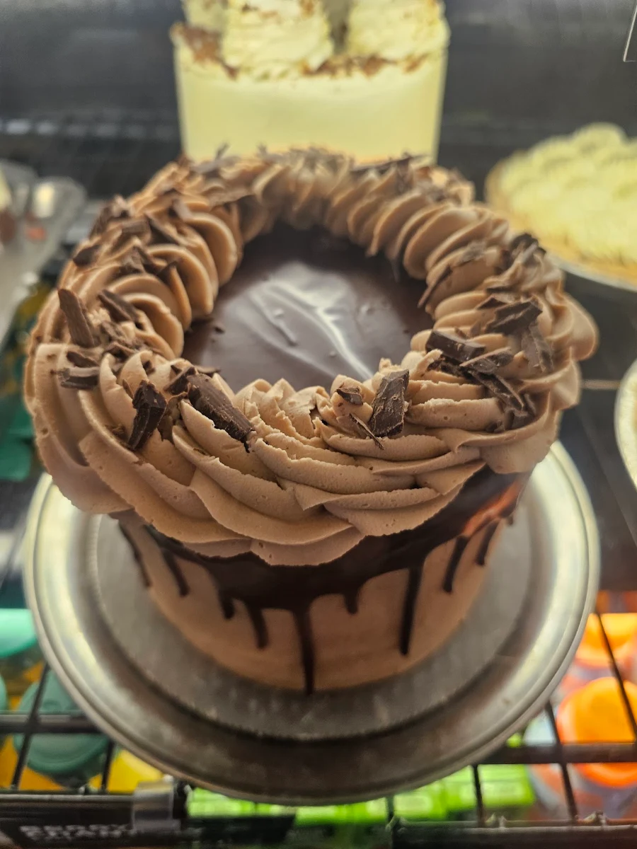 Petite Chocolate Peanut Butter Cake