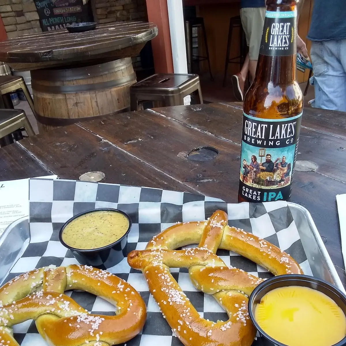 Late Night Crab Pretzel
