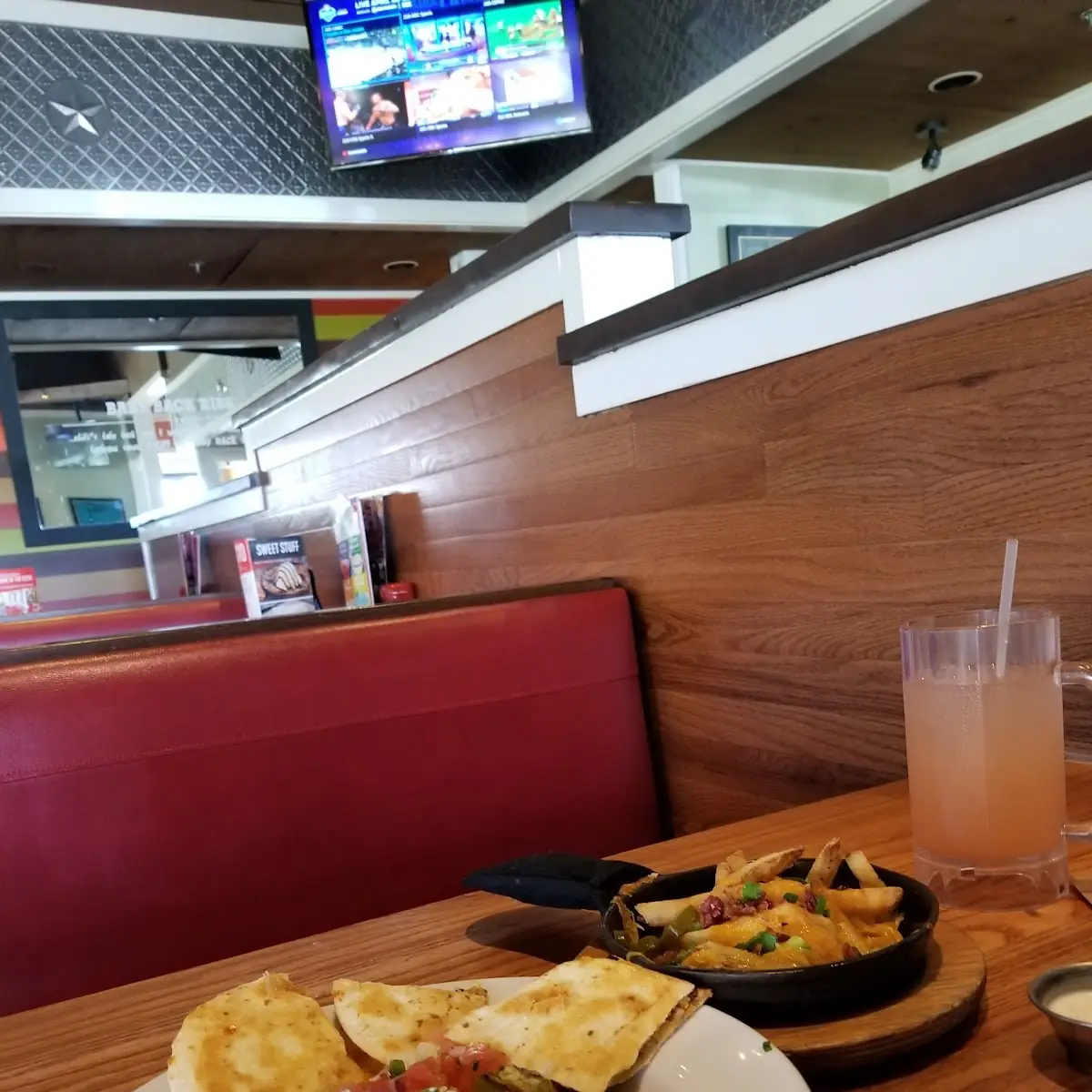 Bacon Cheddar Fries Strawberry Lemonade