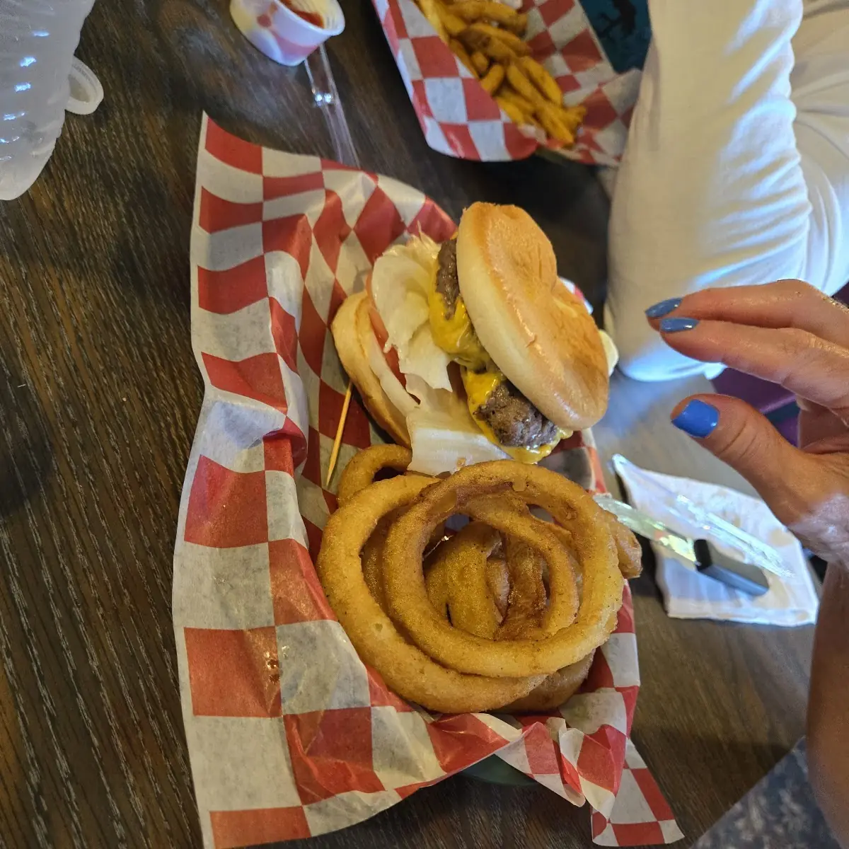 California Burger & Onion Rings