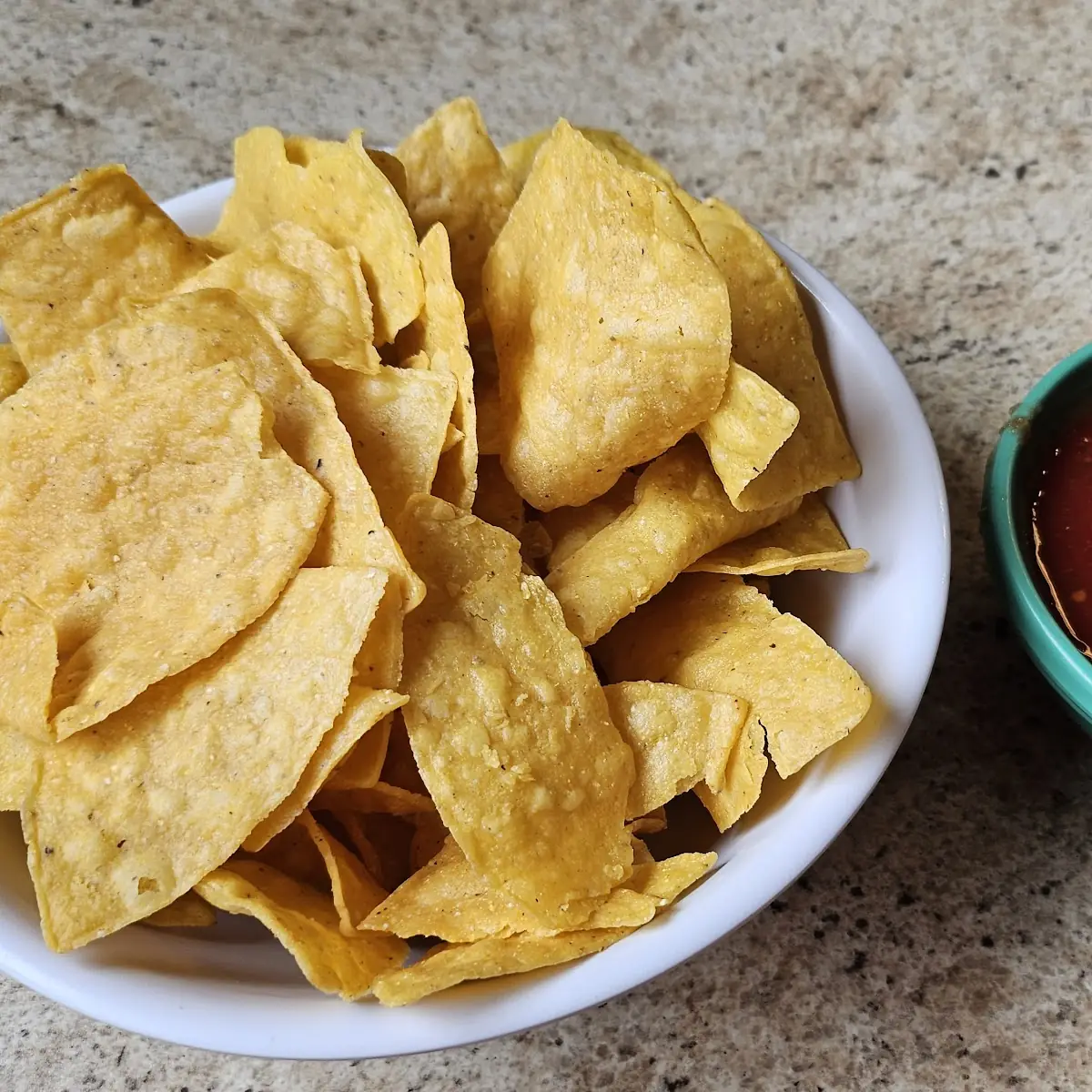 House Chips & Salsa