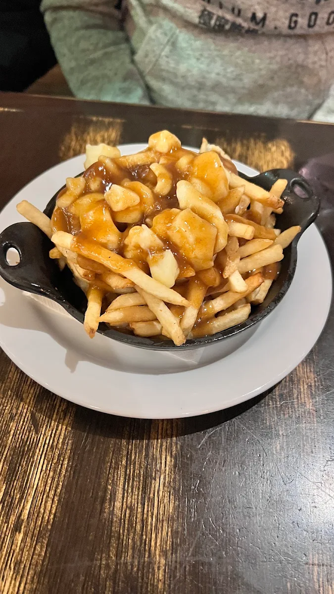 Traditional Poutine