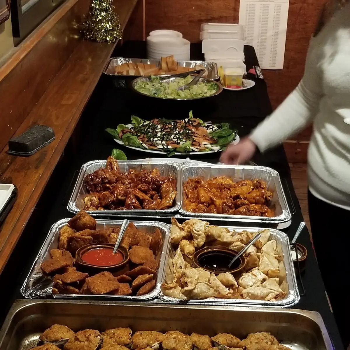 Baked Clams Fried Raviolis Chicken Wings Fried Wontons