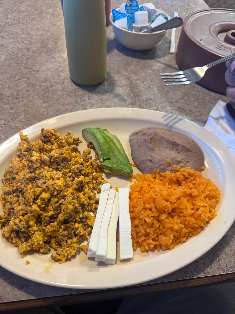 Huevos Con Chorizo