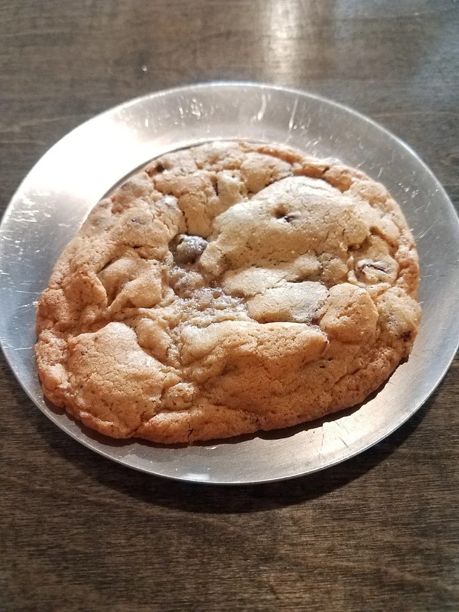 Chocolate Chip Cookie