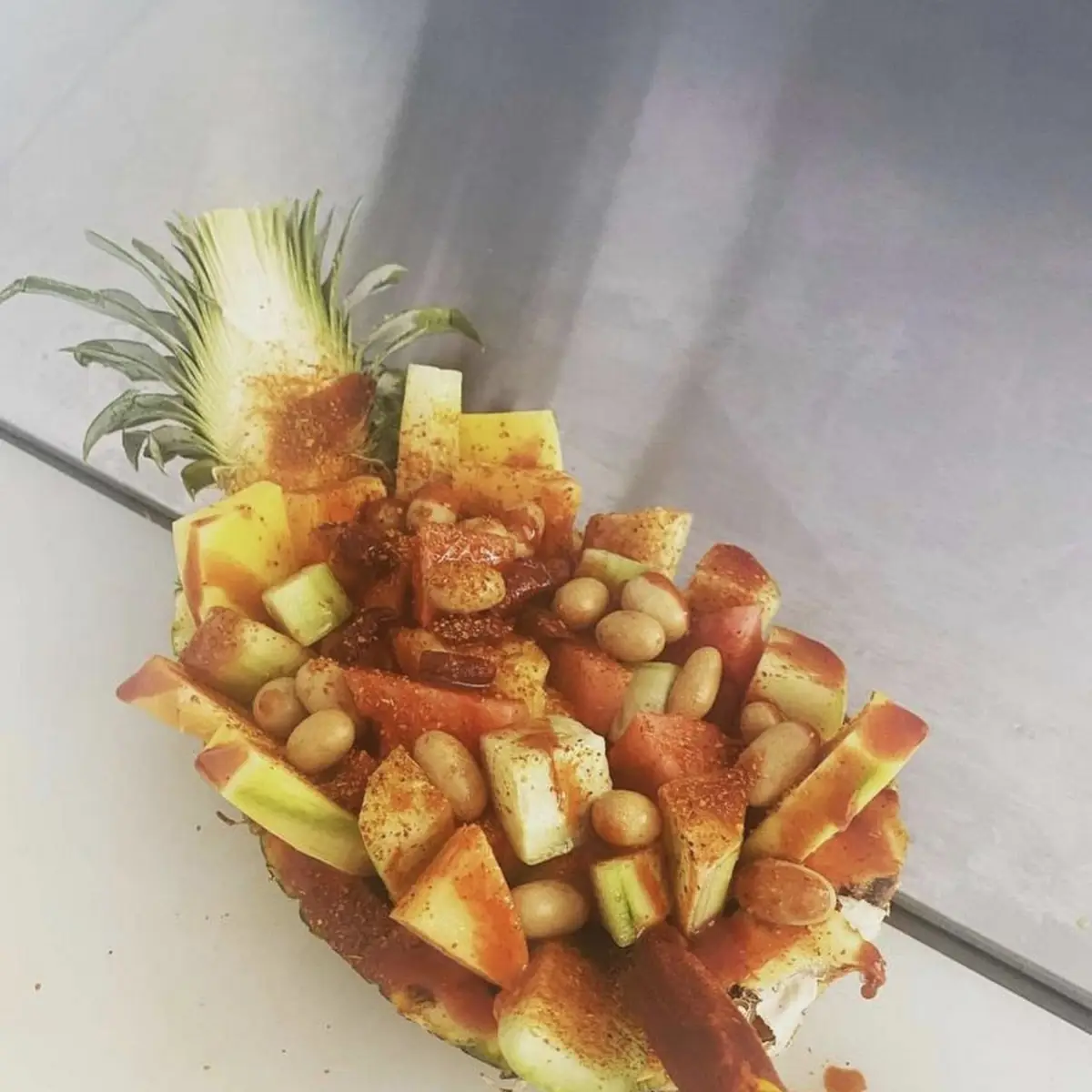 Piña Loca Loca Pineapple