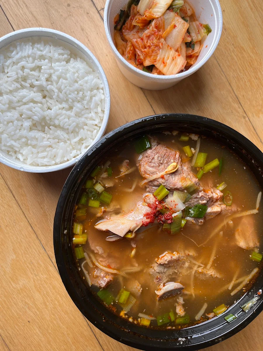 Gamjatang Pork Bone Soup, Semi Korean & Japanese Restaurant