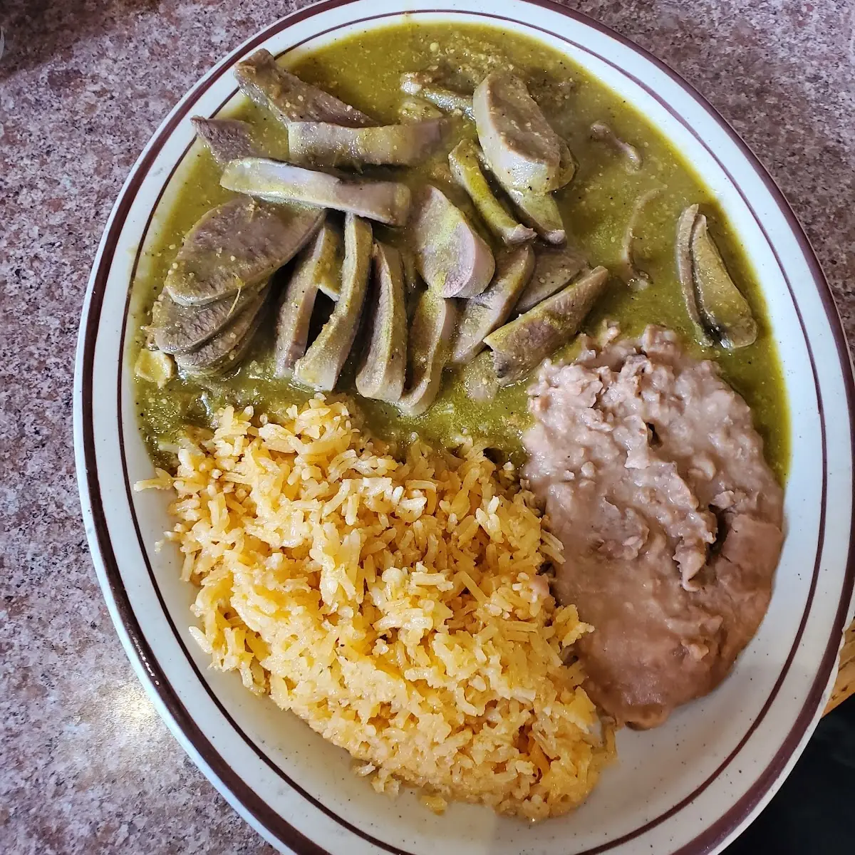 Lengua En Salsa Verde