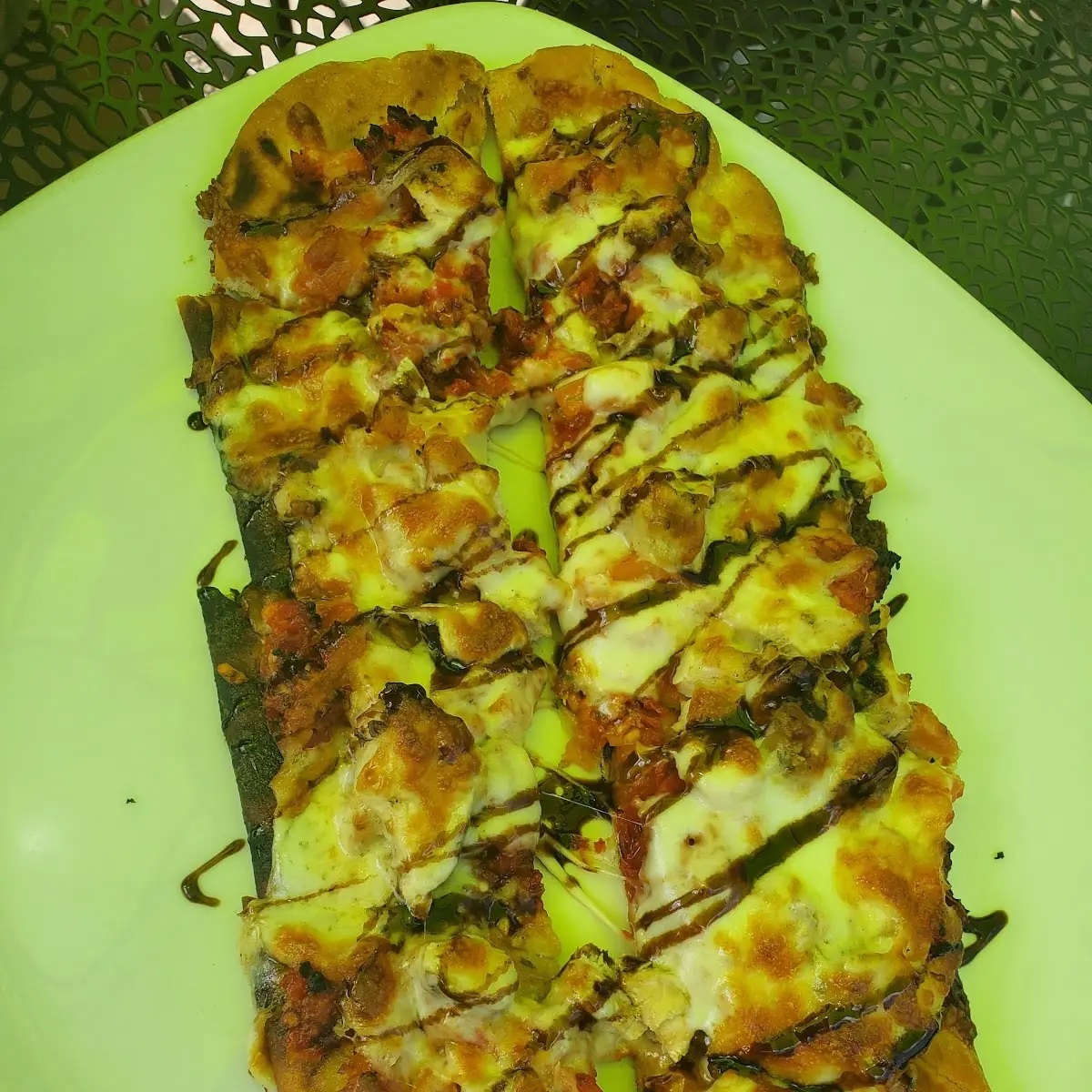 Bruschetta Chicken Flatbread