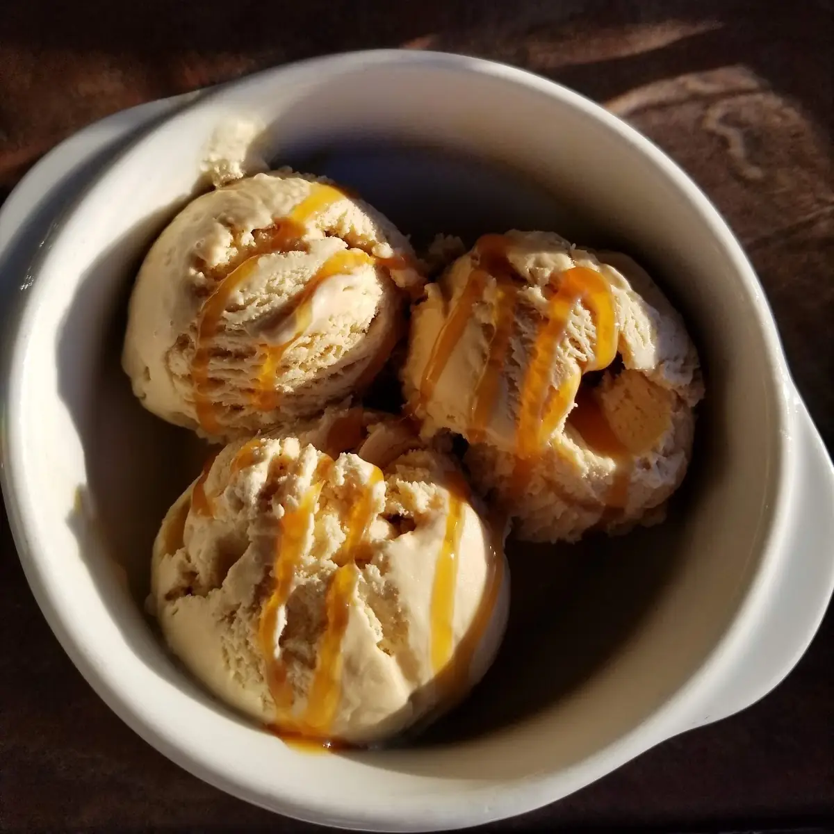 Warmed Cinnamon Bun w Ice Cream