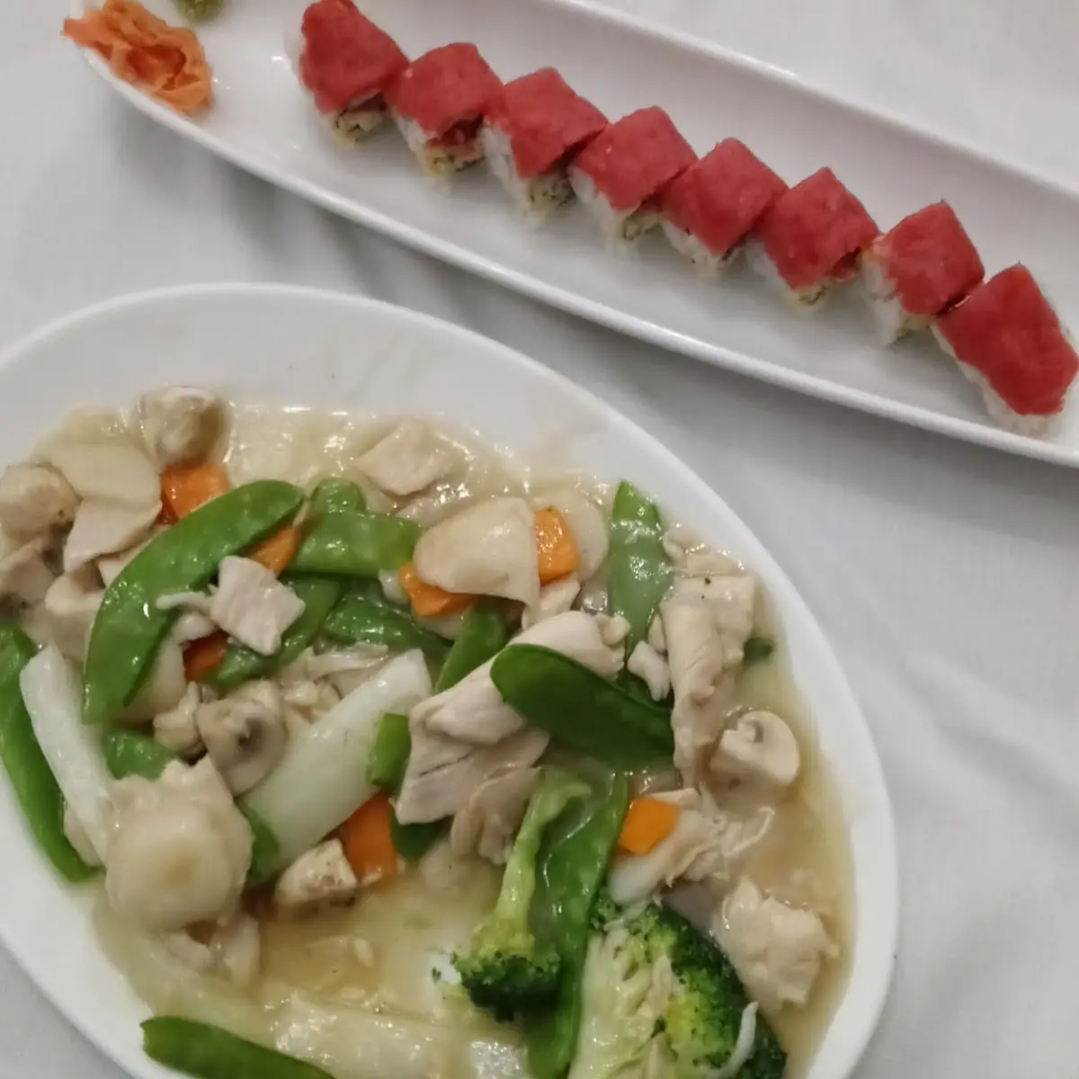 Moo Goo Gai Pan and Tuna Lover Roll