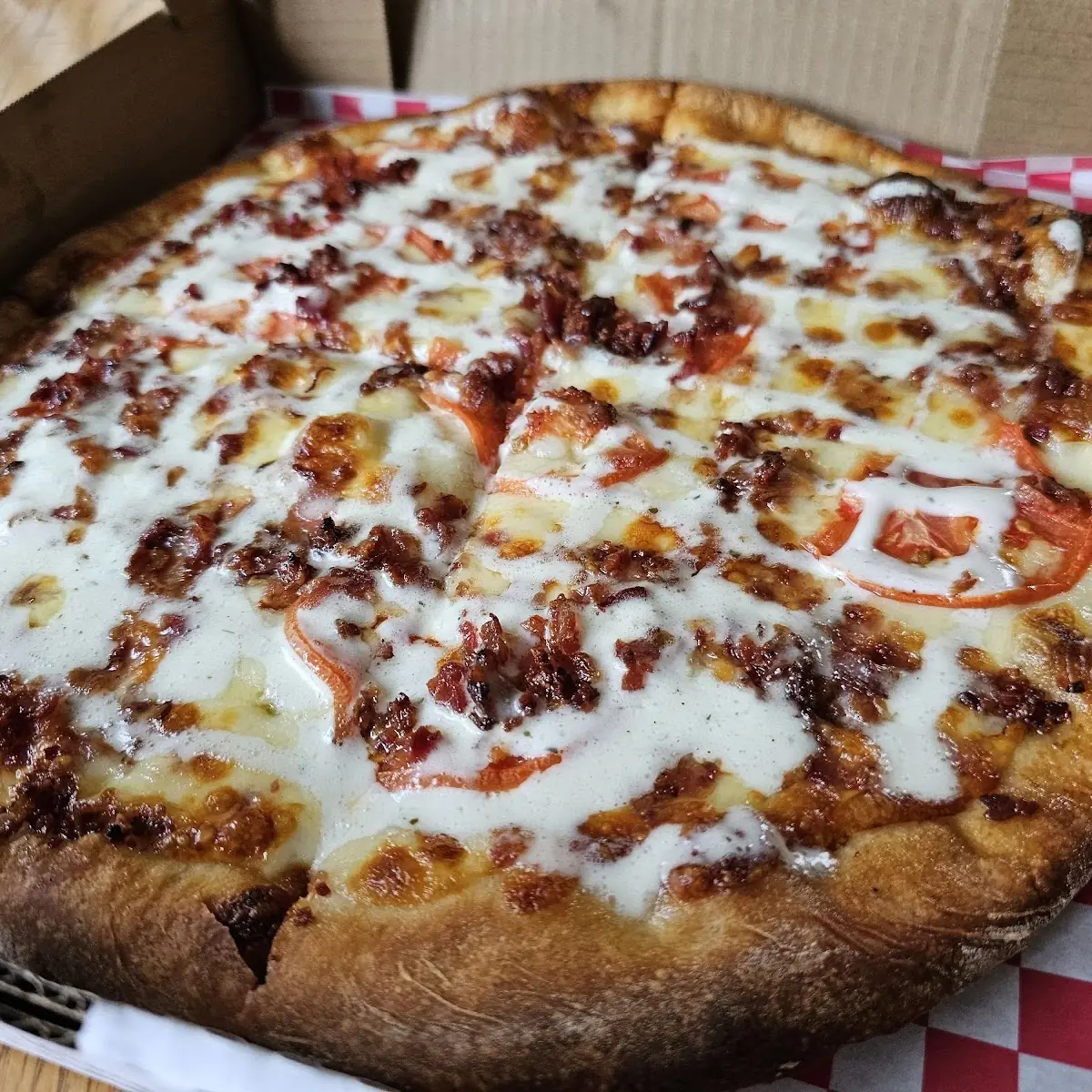 Tomato Bacon Ranch Pizza