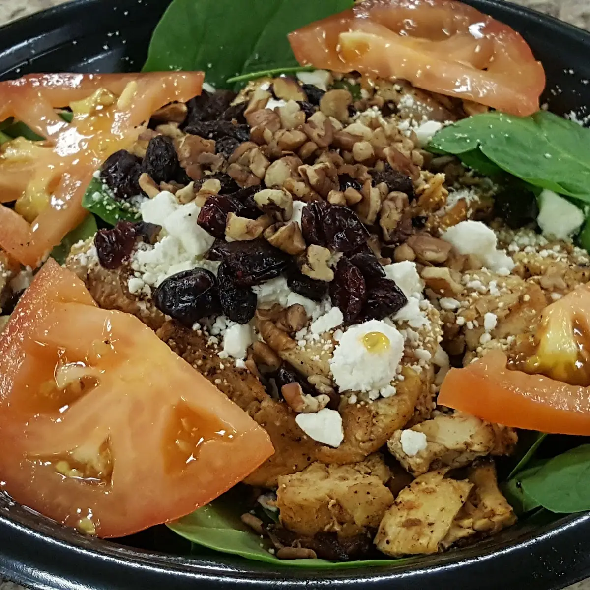 Roasted Pecans and Spinach Salad