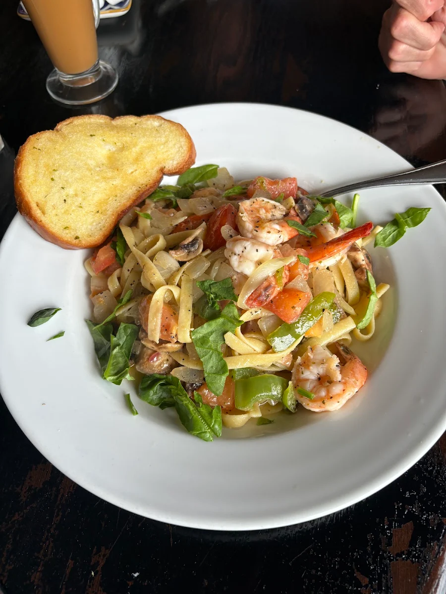 Penne Pesto Prawn